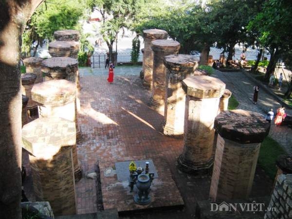 Độc đáo kiến trúc Tháp Bà Ponagar ở Nha Trang 9