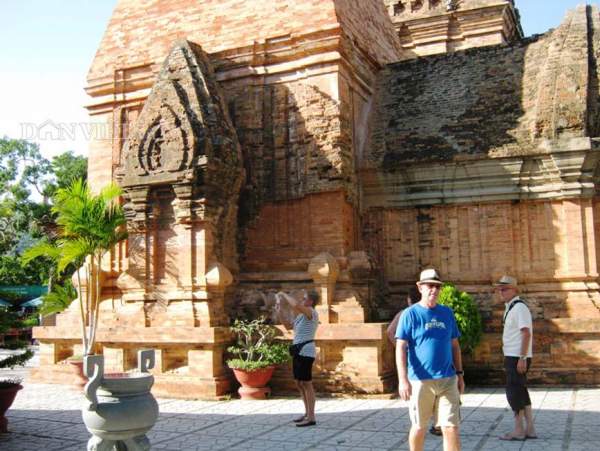 Độc đáo kiến trúc Tháp Bà Ponagar ở Nha Trang 18