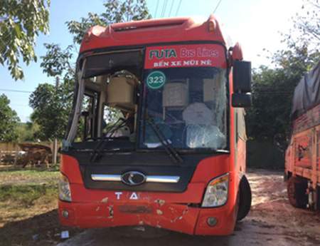Vụ lật xe tại Bình Thuận: Công ty Phương Trang chưa thống nhất hướng khắc phục hậu quả 2