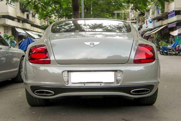 Siêu xe Bentley Supersports hàng hiếm xuất hiện tại Sài Gòn 6