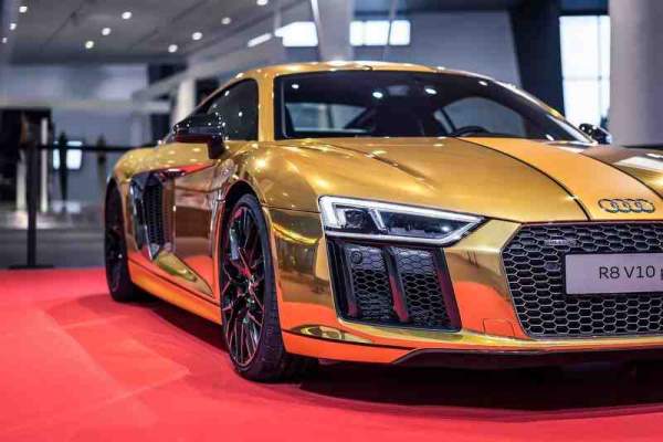 Đã mắt với chiếc Audi R8 V10 Plus thế hệ thứ hai "toàn vàng" 3