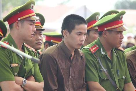 Những điểm lạ của phiên tòa xử vụ thảm án ở Bình Phước 4