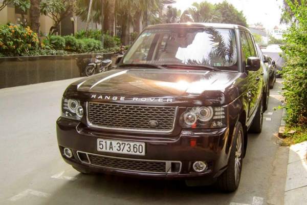 SUV hàng hiếm Range Rover Ultimate Edition ở Sài Gòn 2