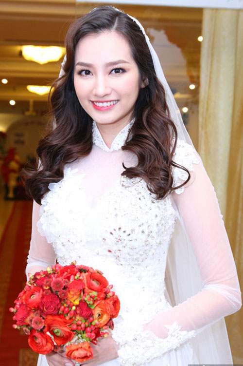 Những kiểu tóc cô dâu đẹp nhất của sao Việt cưới năm 2015 45