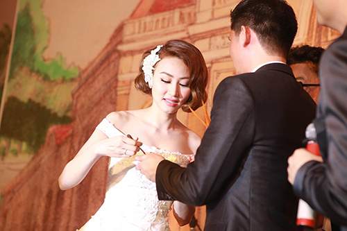 Những kiểu tóc cô dâu đẹp nhất của sao Việt cưới năm 2015 24