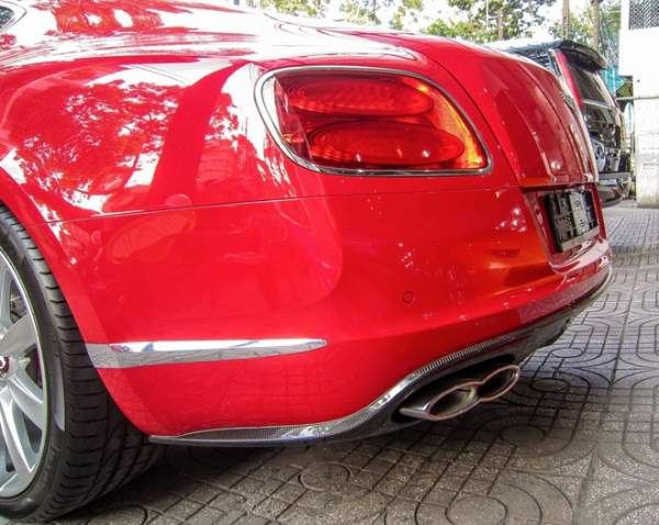 Siêu xe Bentley Continental GT V8 tiết kiệm xăng ở TP HCM 5