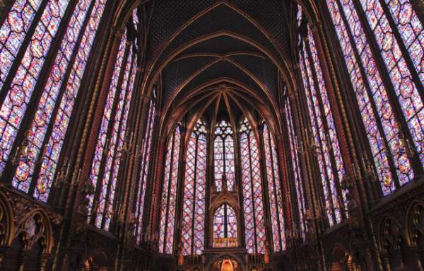 Những nhà thờ có kiến trúc độc đáo nhất thế giới 3