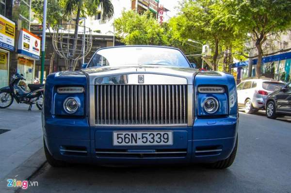 Chi tiết siêu xe Rolls-Royce Drophead Coupe ở Sài Gòn 3