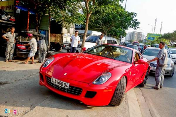 Siêu xe Ferrari 599 độc nhất Việt Nam của đại gia cà phê 9