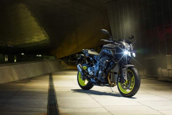 Yamaha MT-10 tăng sức nóng phân khúc 1000cc 2