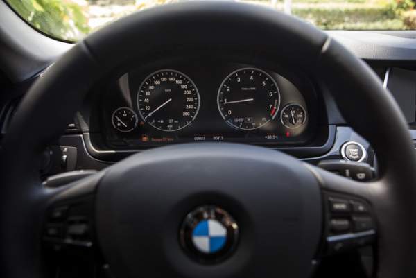 Ra mắt BMW Series 5 phiên bản đặc biệt 4