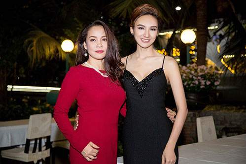 Hoa hậu Ngọc Diễm gợi cảm "tuyệt đối" với eo thon, da trắng ngần 24