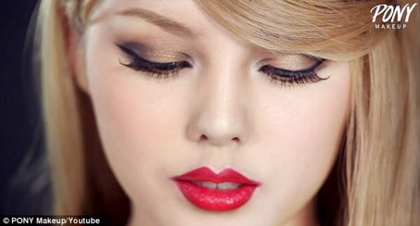 Cô gái Hàn "biến hình" thành Taylor Swift trong 6 phút 11