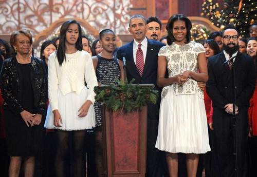 Con gái lớn TT Obama được yêu mến vì chỉ mặc đồ bình dân 9