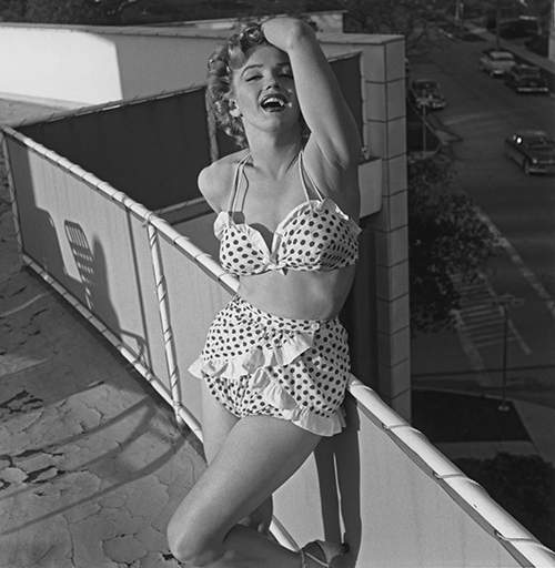 Những bức ảnh áo tắm kinh điển của "biểu tượng sex" Marilyn Monroe 27