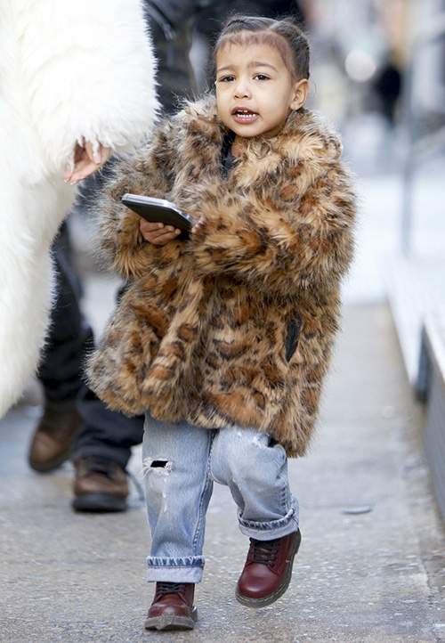 Thời trang sành điệu của con gái Kim Kardashian 9