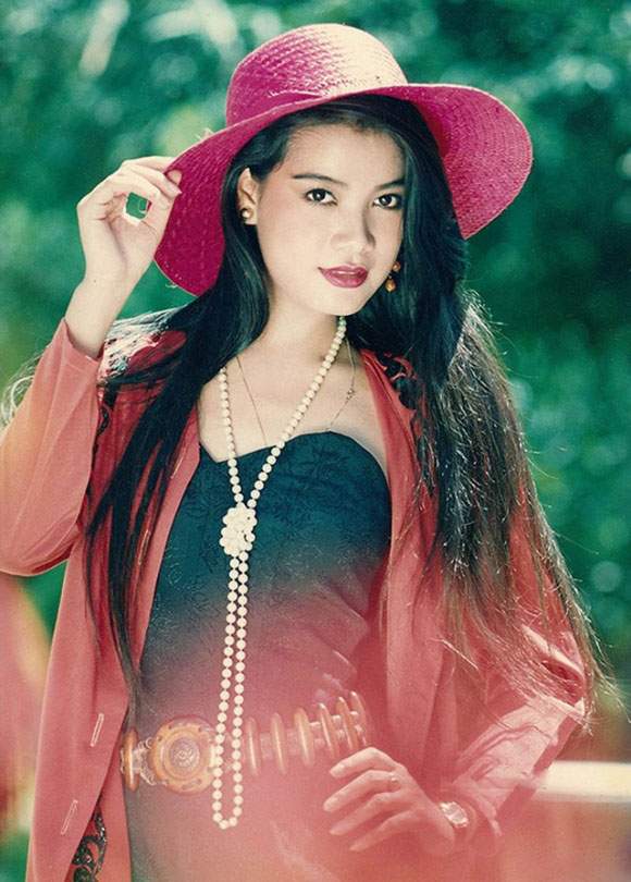 Thời trang sao Việt thời xưa: Không dao kéo Trương Ngọc Ánh vẫn đẹp "rụng rời" 27