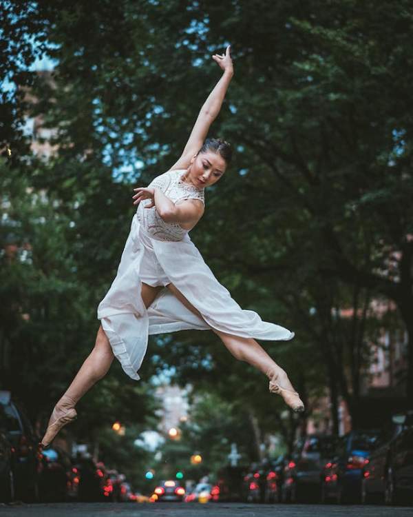 Ngắm vũ điệu ballet tuyệt đẹp trên đường phố New York 20