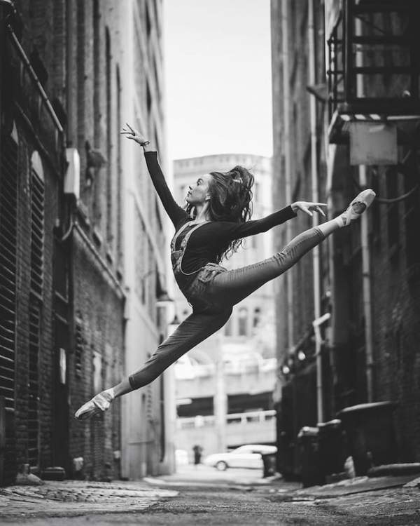 Ngắm vũ điệu ballet tuyệt đẹp trên đường phố New York 19