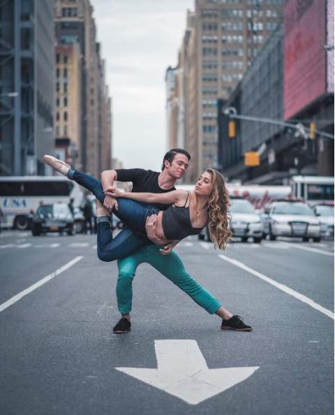 Ngắm vũ điệu ballet tuyệt đẹp trên đường phố New York 12