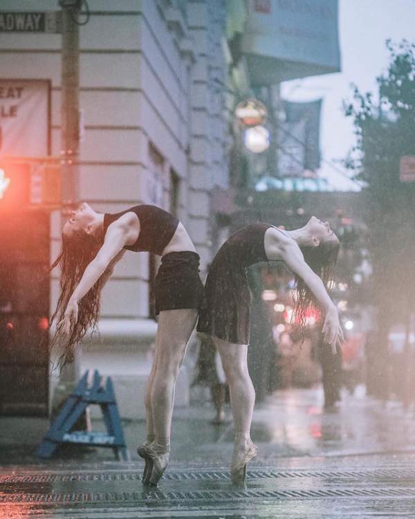Ngắm vũ điệu ballet tuyệt đẹp trên đường phố New York 2