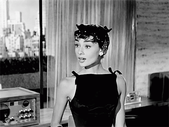 Minh chứng cho thấy Audrey Hepburn là biểu tượng thời trang không ai sánh bằng 3