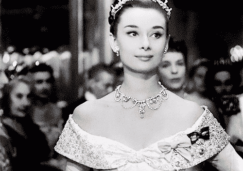 Minh chứng cho thấy Audrey Hepburn là biểu tượng thời trang không ai sánh bằng 39