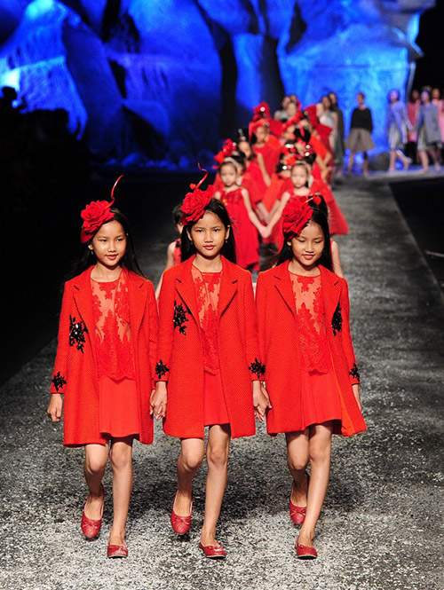 Lần đầu tiên Việt Nam có Tuần lễ thời trang Trẻ em 12