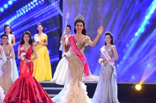 Đỗ Mỹ Linh là Hoa hậu nhận được quà tặng khủng nhất trong lịch sử HHVN 6