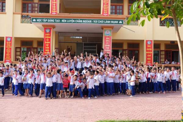 Bảo Việt hỗ trợ gần 27 tỷ đồng cải thiện hạ tầng xã nghèo tại Quế Phong, Nghệ An 3