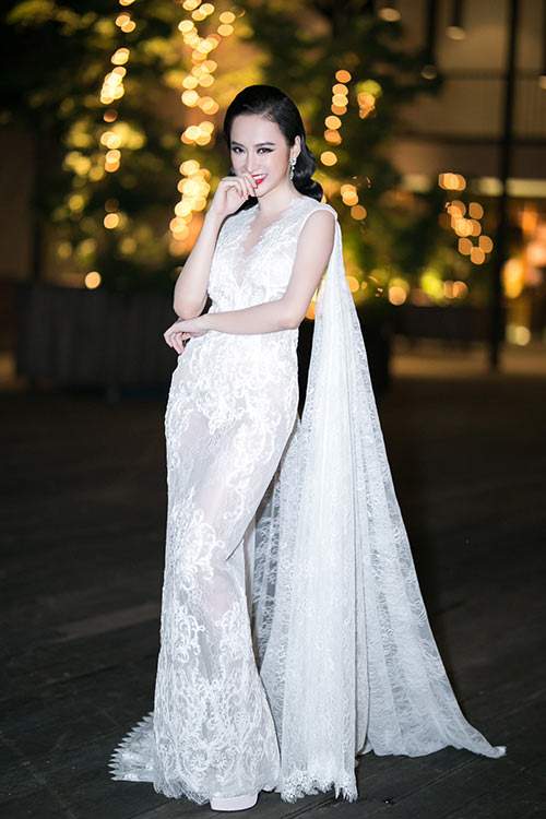 Thời trang Sao Việt đẹp: Nhã Phương, Angela Phương Trinh "ăn hình nhất" tuần này 12