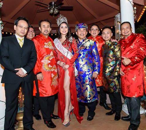 Hoa hậu Jasmine Le mặc đầm dạ hội lộng lẫy ăn mừng đăng quang 9