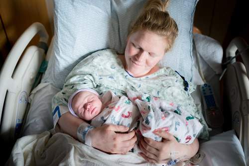 Ca sinh em bé bị dây rốn siết chặt méo bụng khiến bác sĩ kinh ngạc 39