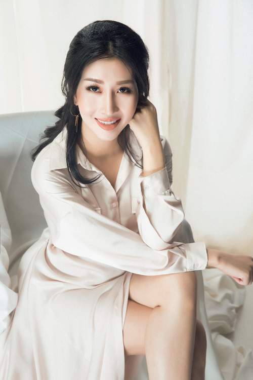 Hoa hậu Đặng Thanh Mai mách chị em chọn váy 8-3 đẹp cả đi làm lẫn đi chơi 15