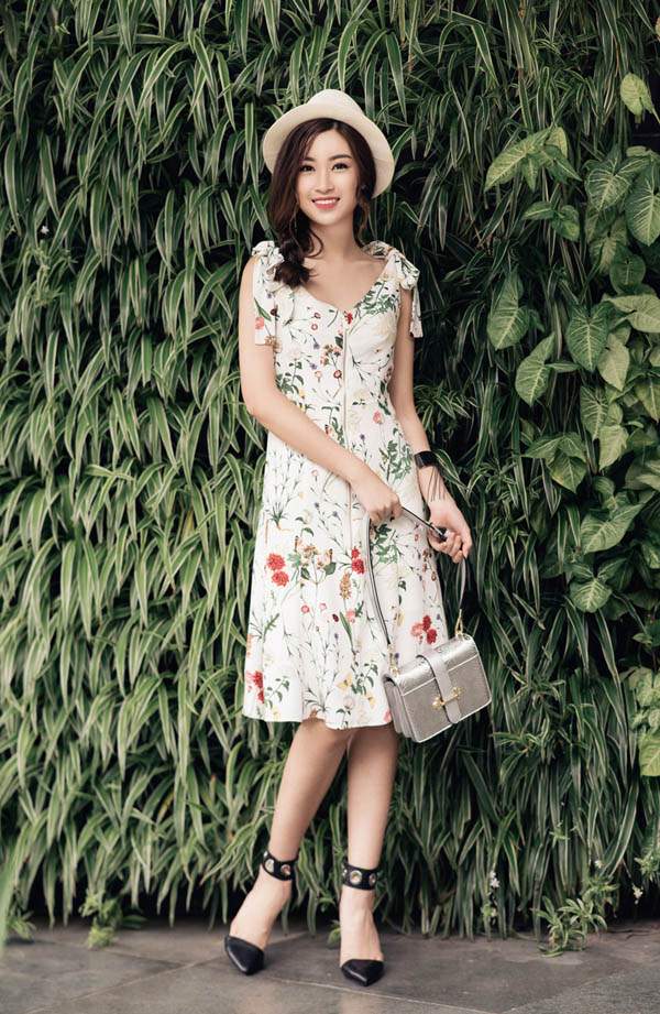 Hoa hậu Mỹ Linh tái xuất đẹp không tì vết khiến ai cũng ngỡ ngàng 24
