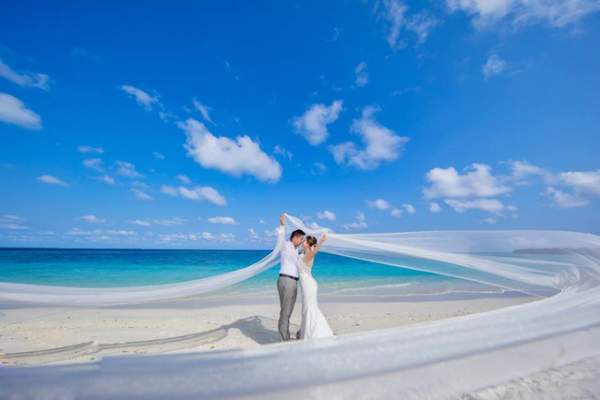 Kết hôn 10 năm, đôi vợ chồng mạnh tay chi hơn 400 triệu chụp ảnh cưới 21