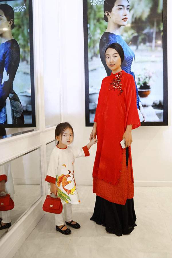 Con gái sao Việt bé tí nhưng đã "cực chảnh" với loạt túi điệu 36