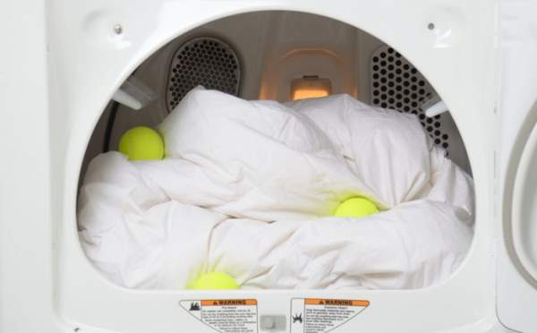 Lí do đằng sau việc vứt bóng tennis vào máy giặt sẽ khiến nhiều chị em bất ngờ 3