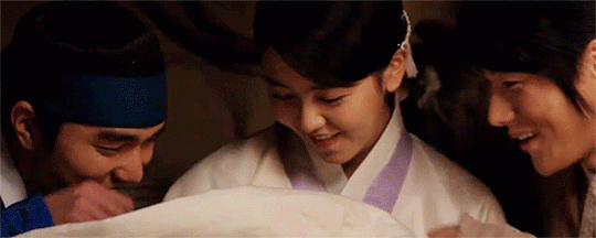 Tại sao "Mặt nạ quân vương" của Yoo Seung Ho lại là phim Hàn đáng xem nhất tháng 5? 33