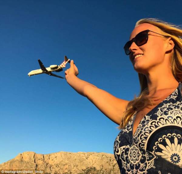 Ảnh du lịch của nữ phi công xinh đẹp gây sốt mạng xã hội 8