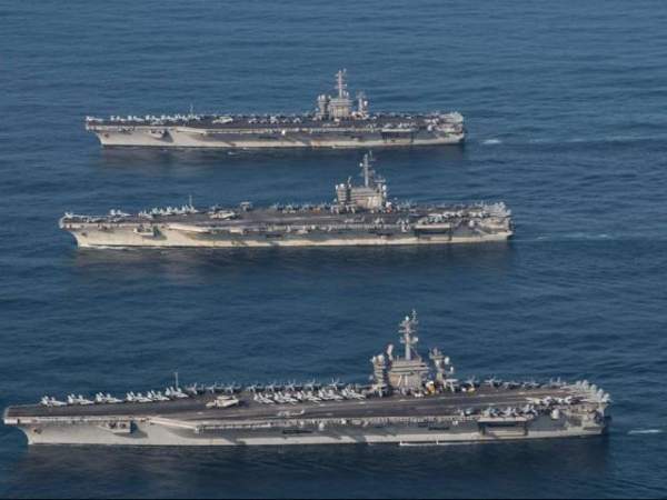 Cận cảnh cuộc tập trận hiếm của 3 tàu sân bay Mỹ 14