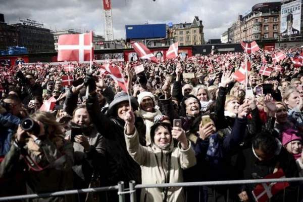 Đan Mạch: Miễn học phí, trợ cấp thêm 1000 USD mỗi tháng cho sinh viên 2