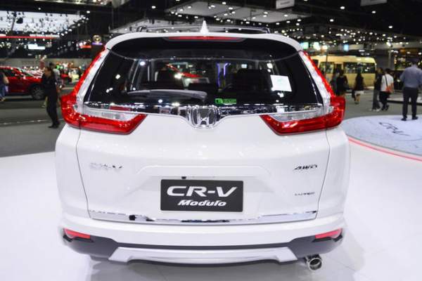 Làm đẹp cho Honda CR-V 7 chỗ với 35 triệu đồng 6