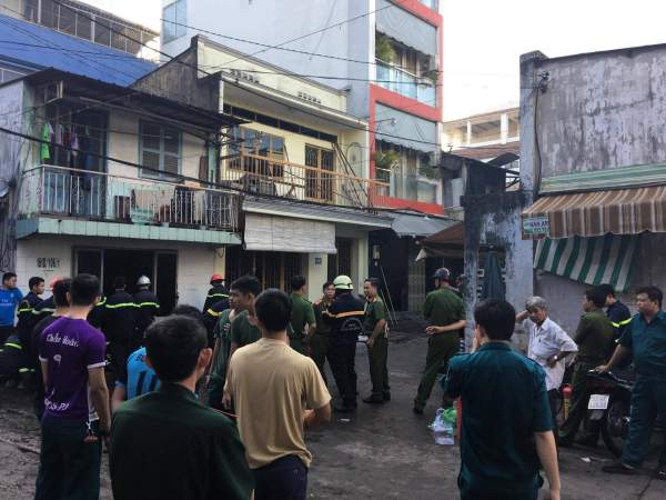 3 mẹ con tử vong trong căn nhà rực lửa ở Sài Gòn 2