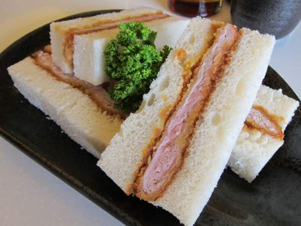 Bánh mì Việt Nam lọt top 10 món sandwich hấp dẫn nhất thế giới 7