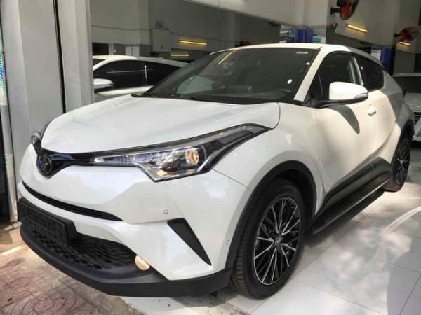 Toyota C-HR về Việt Nam với giá gần 1,8 tỷ đồng 2