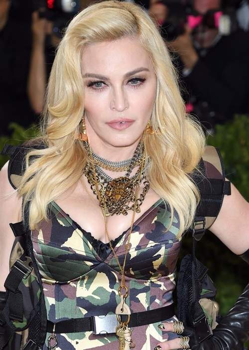 Dụng cụ làm đẹp kỳ quái của nữ hoàng nhạc Pop Madonna 2