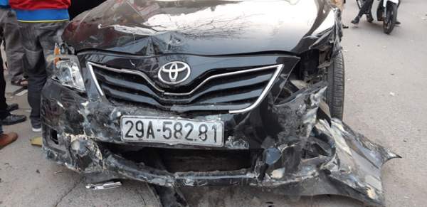 "Xe điên" gây tai nạn kinh hoàng trên đường Trần Phú chiều 28 Tết 2