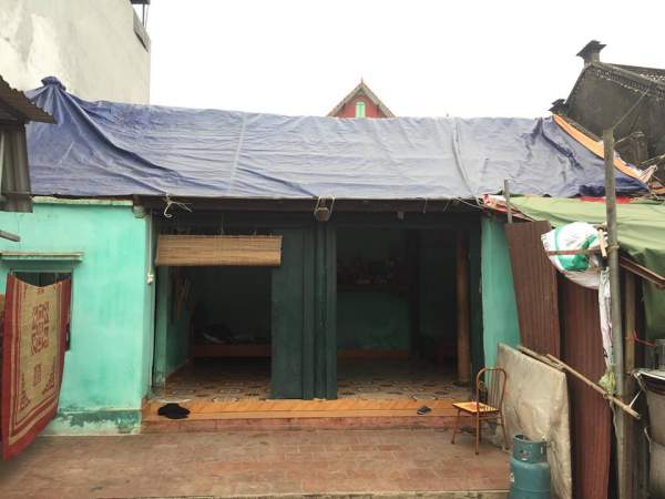 Dân làng Quan Độ phủ bạt lên nóc nhà đón Tết sau vụ nổ rung chuyển Bắc Ninh 3
