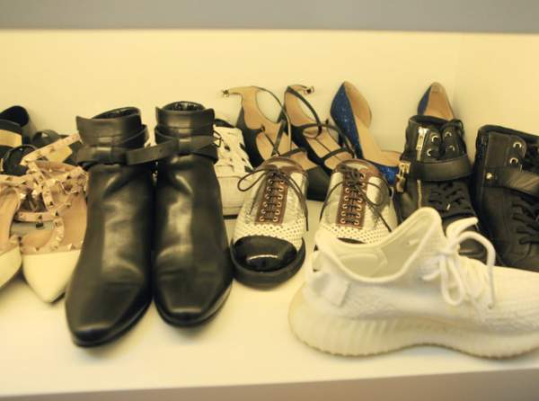 Hot 30 Tết: Á hậu Huyền My tiết lộ toàn bộ kho giày hiệu "khủng" 9